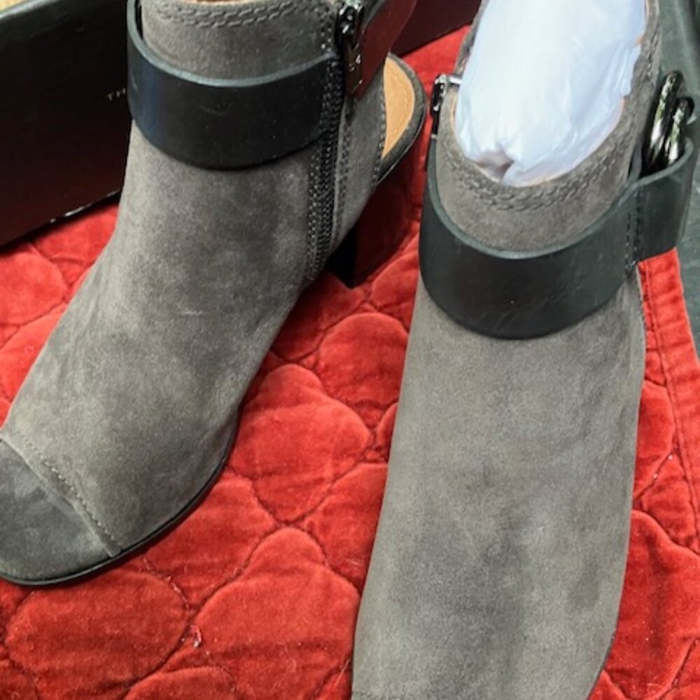 Pair Frye Danica Harness Shoes